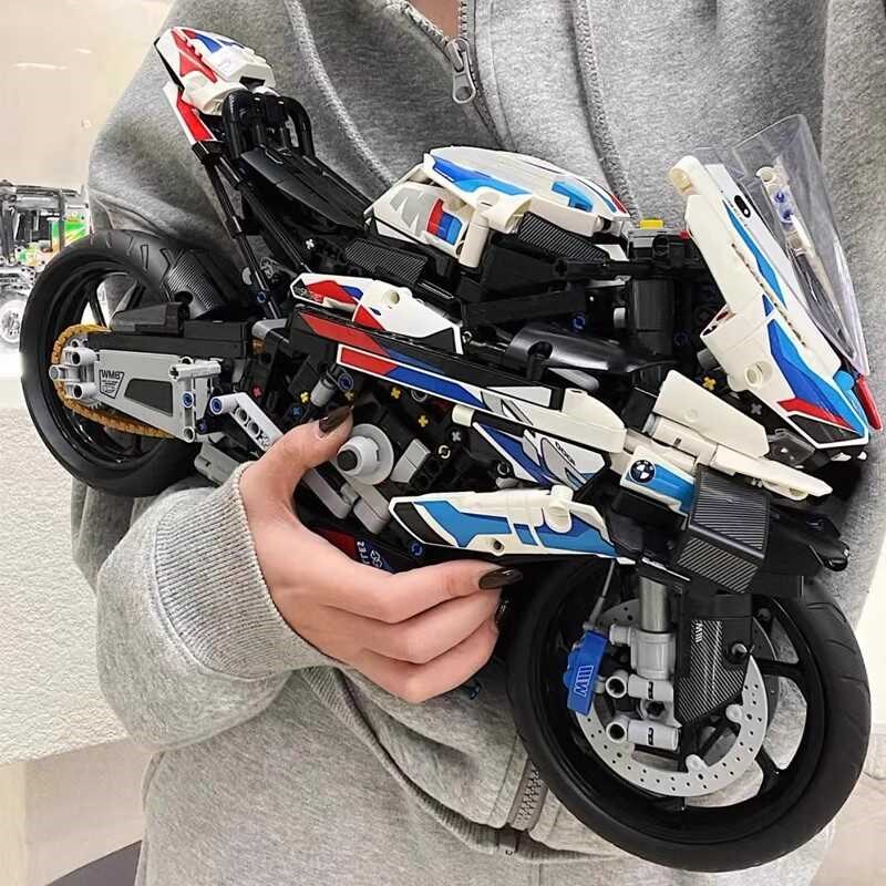 宝马摩托车积木M1000rRR遥控汽车模型跑车高难度大型男孩拼装玩具