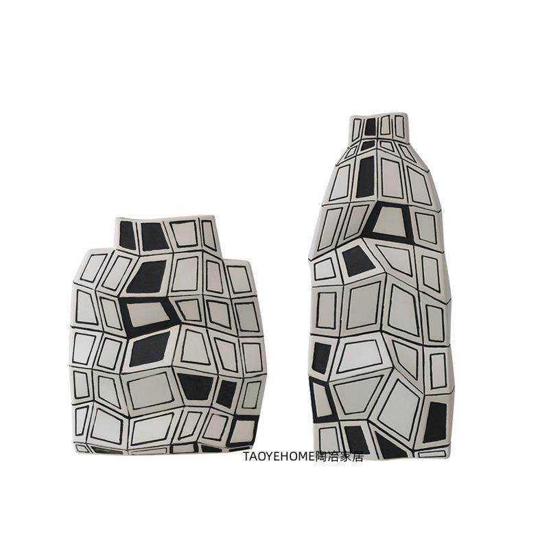 现代简约格子陶瓷花瓶家居样板间售楼中心插花器软装民宿装饰摆件,金属材料及制品,金属加工件/五金加工件,淘宝优惠券,粉丝福利购,淘宝优惠卷