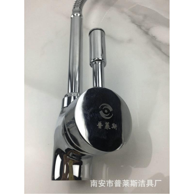 新款直销工厂生产 铜尖三通万向龙头 可弯曲厨房冷热龙头 厨房旋