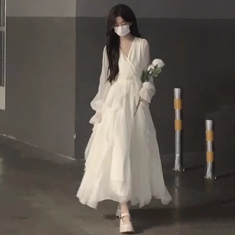 温柔风白月光连衣裙仙女超仙高级感法式气质春夏清纯白色长袖裙子