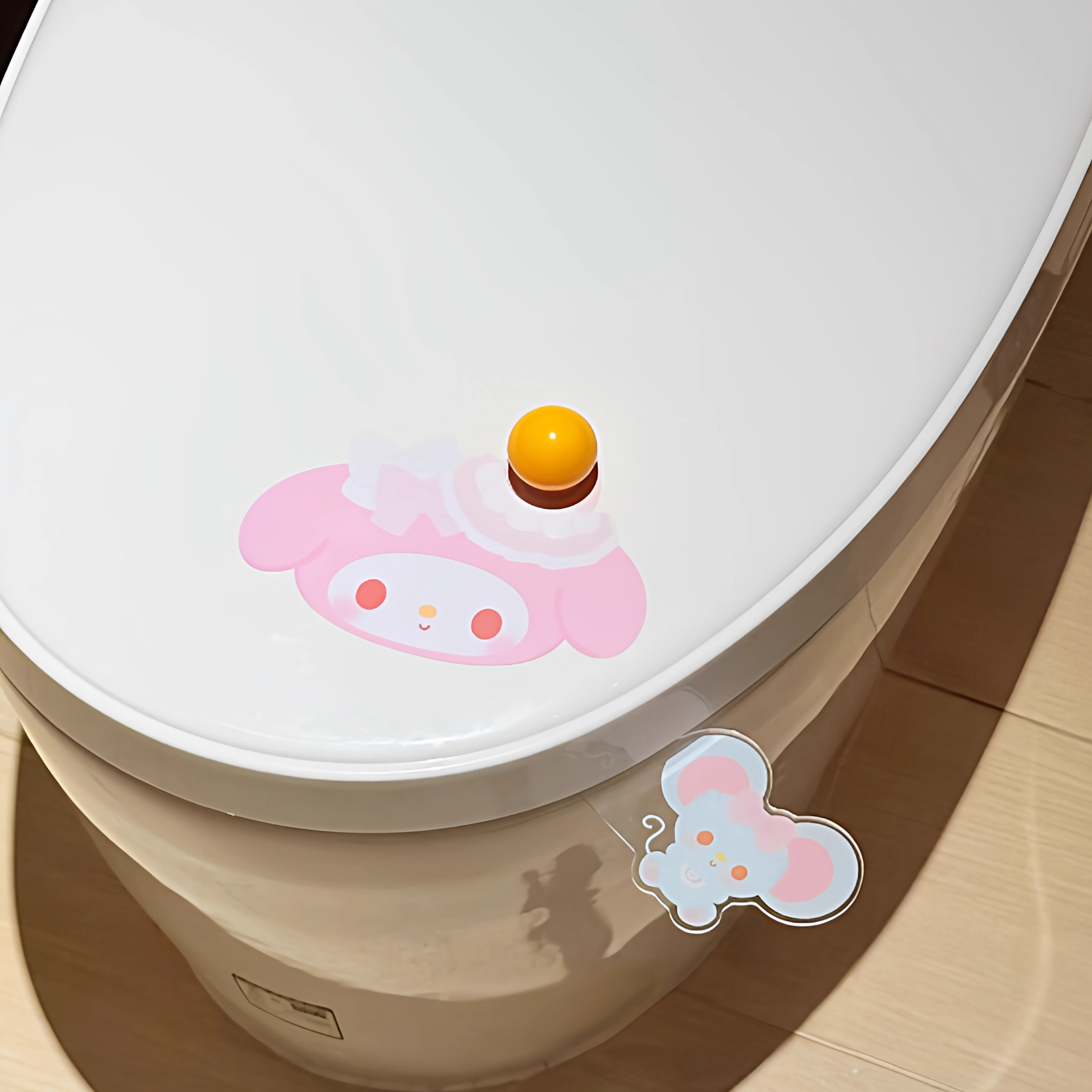 小美马桶贴也可爱了噜！