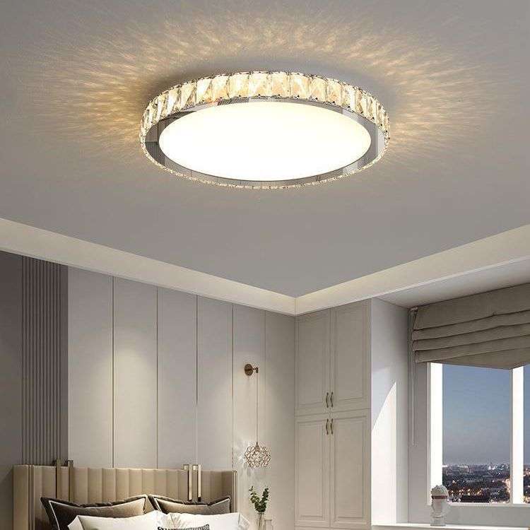 卧室灯简约现代2023年新款大气主卧室灯轻奢创意房间水晶吸顶灯