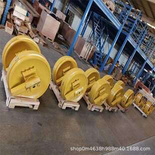 推土机山推SD22太抬举引导轮支重轮护链架