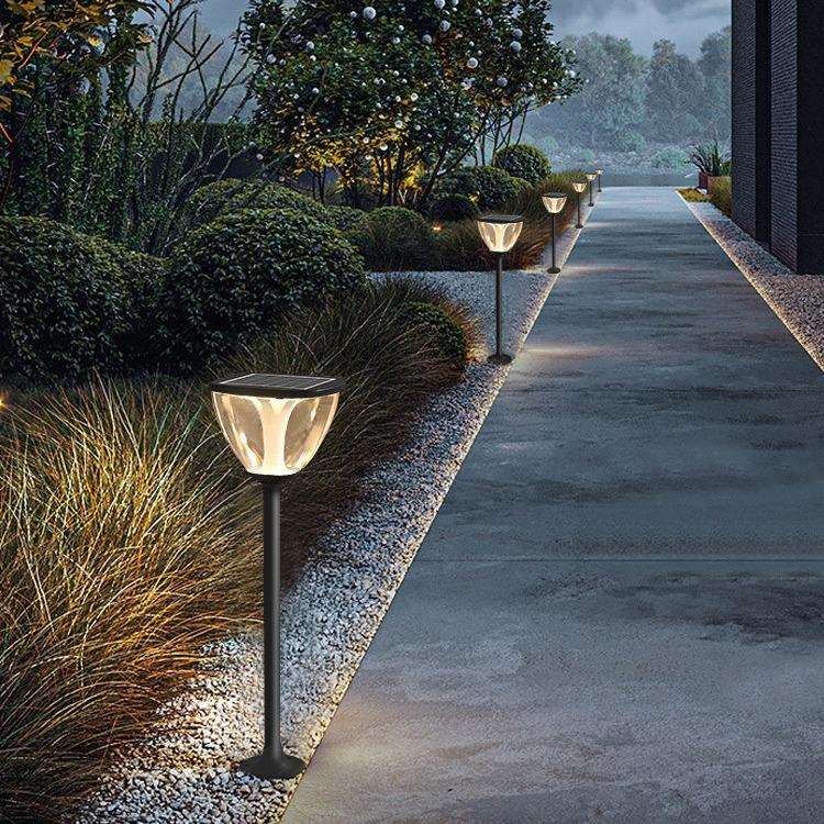 太阳能庭院灯户外防水草坪灯高亮花园别墅装饰地插路灯套装景观灯