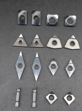 PCD钻石刀片金刚石菱形高光超亮铣刀片铜铝专用数控车刀粒