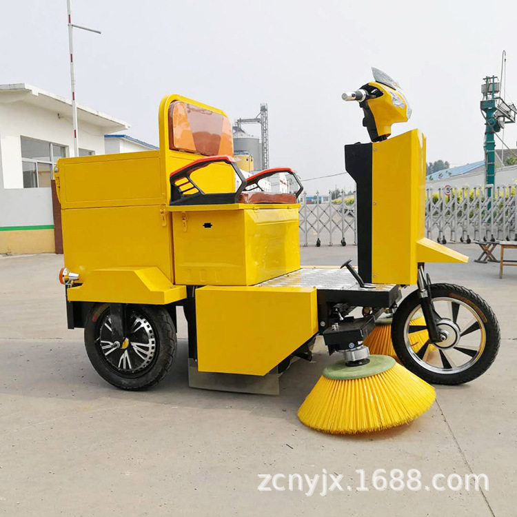座驾式扫路车操作简单清扫方便电动驾驶式道路清扫机 广州出售
