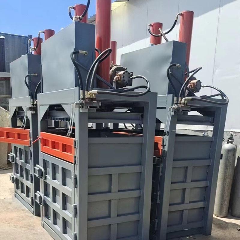 秆品废垃圾油漆桶压扁塑料薄膜205机边角料打包机稻草秸海带压缩