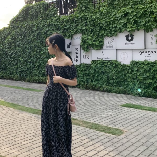 大美自制150小个子一字肩碎花连衣裙 法式抹胸修身褶皱高气质长裙