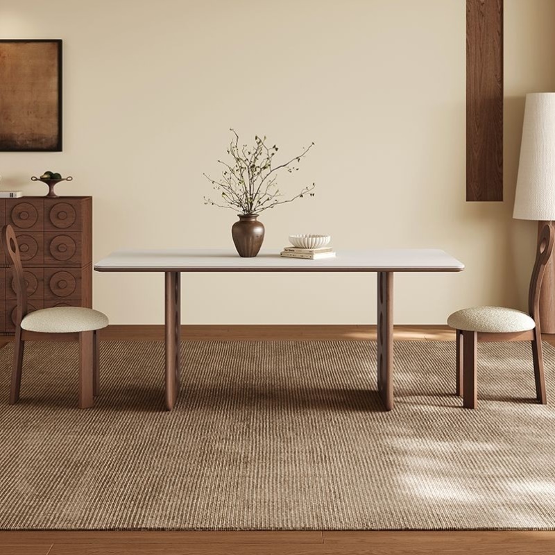 中古风纯白岩板餐桌家用小户型2025新款法式复古长方形实木餐桌椅