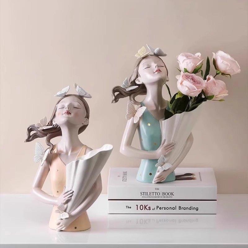 北欧捧花女孩艺术花瓶摆
