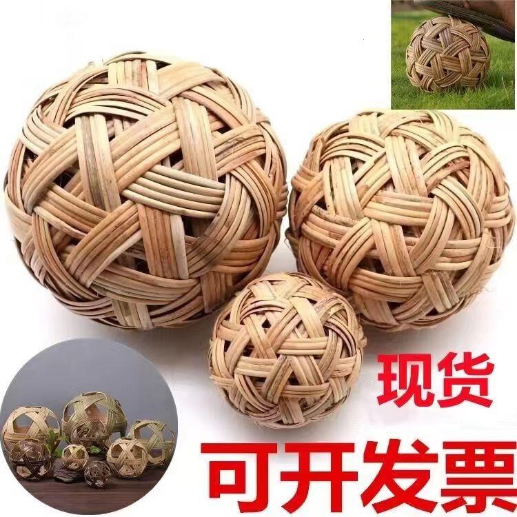 藤球古代足球蹴鞠汉服拍