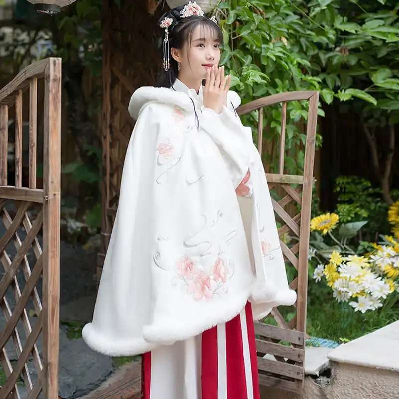 胖mm新中式汉服连帽披肩外套女秋冬大码薄绒斗篷披风绑带上衣潮