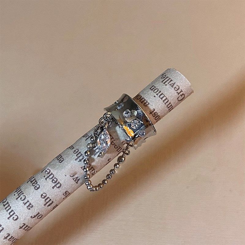 srrmhyn甜酷风镶钻耳夹女无耳洞耳环2024年新款潮耳骨夹耳饰高级