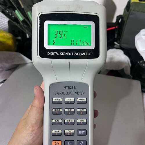 维修海天HT828B信号电平仪 场强仪，开机议价