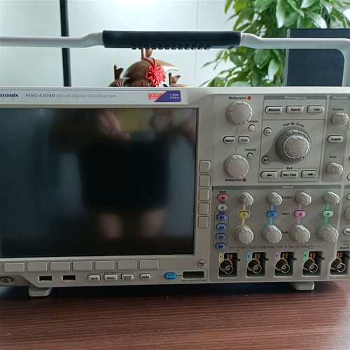 维修泰克MSO4104B示波器，功能完好的成色议价