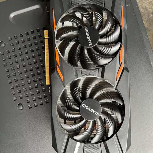 维修技嘉GTX1050ti显卡五张，CPU是AMD:A10-78议价
