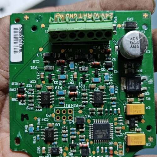可议价霍尼韦尔H7080B3273主板，实物拍摄，成色如图所示。几