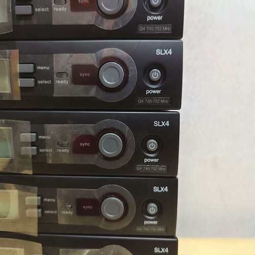 维修舒尔SLX4接器 频段Q4:740-752HMHz，成议价