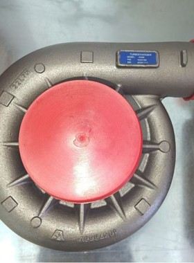 HX82 增压器 4025150 4033023 3774192 3595850