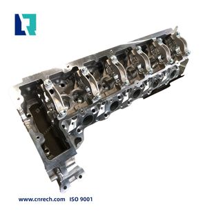 厂家直供缸盖 OM602 Cylinder Head A6020108520 6020161901 W210