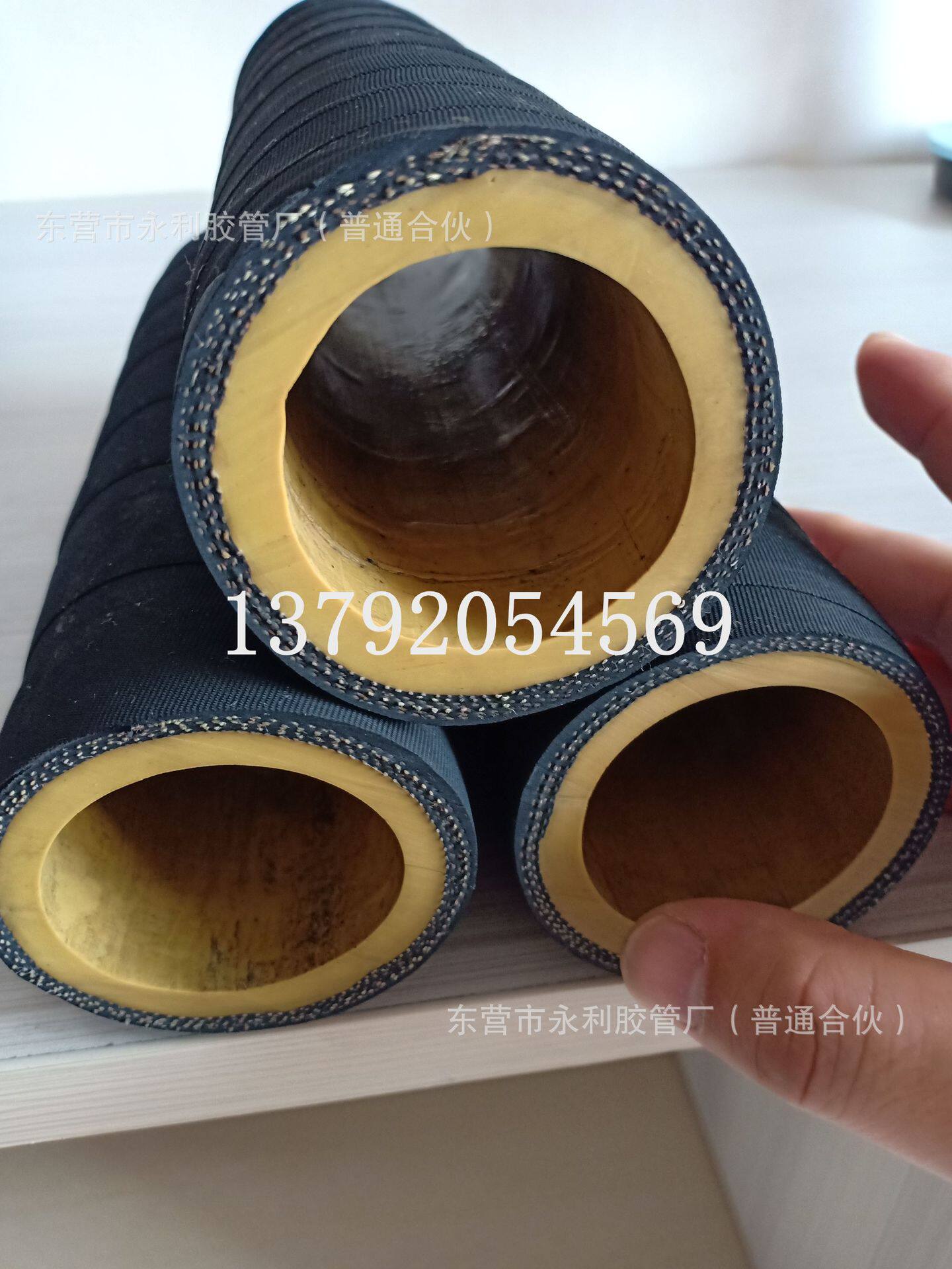 永利胶管供应50mm57mm64mm70mm高压耐磨夹布喷砂管喷浆管耐磨胶管