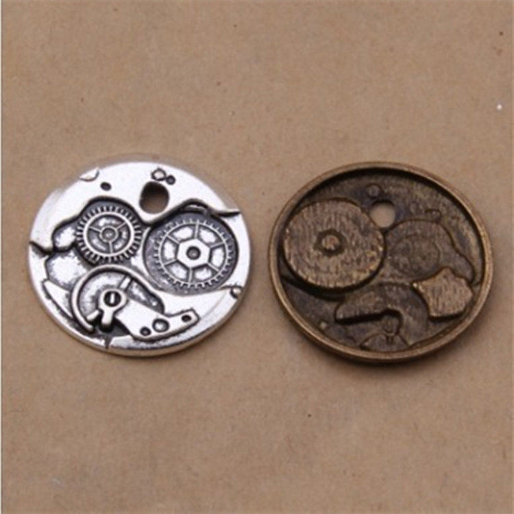 A3260时钟1000克/包3.1克25x25mm挂件跨境热销合金闹钟定时间