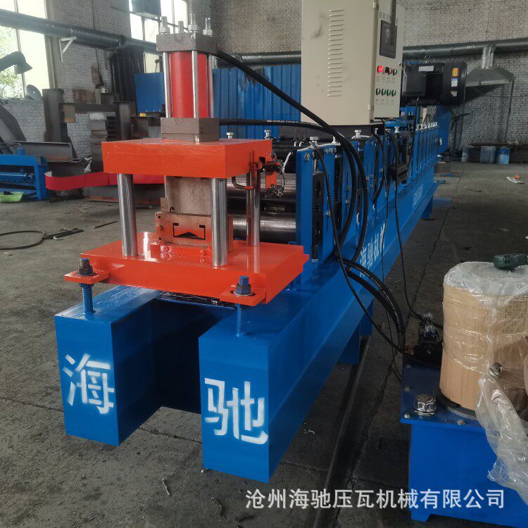 海驰厂家制造  80-300可调C型钢设备   建筑工程C型钢檩条机