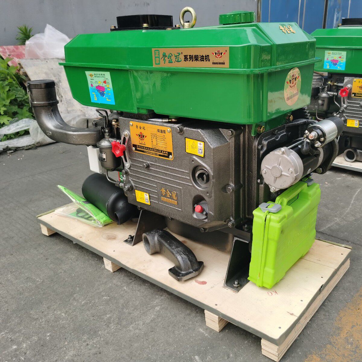 常金冠CJG28GE 28马力手摇/电启动单缸水冷柴油机 动力强劲噪音小