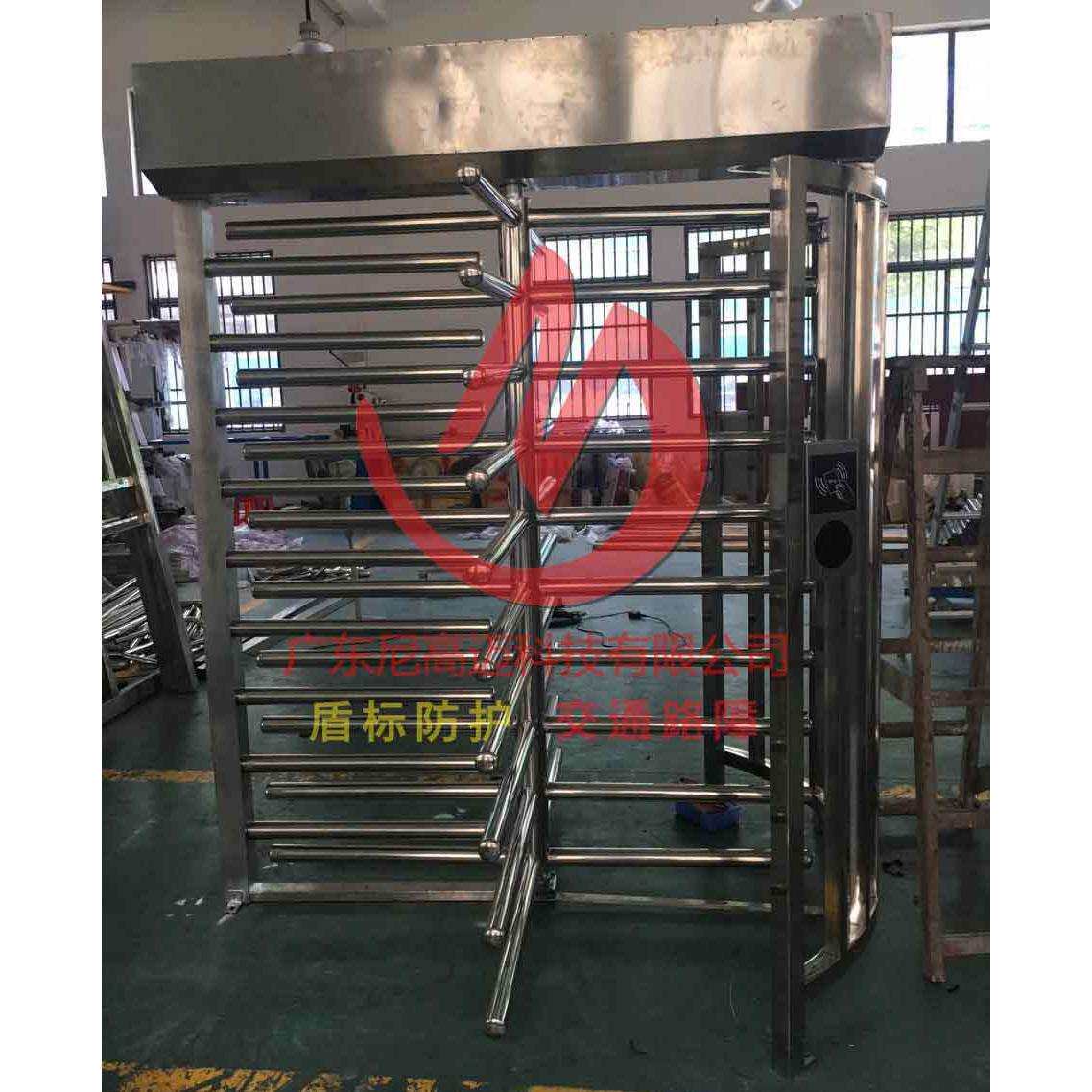 三翼不锈钢旋转闸刷卡门禁旋转闸门小区封闭式通道刷卡单人通行