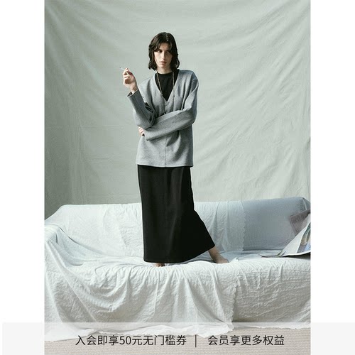DIONYS*基础宽松版型V领卫衣