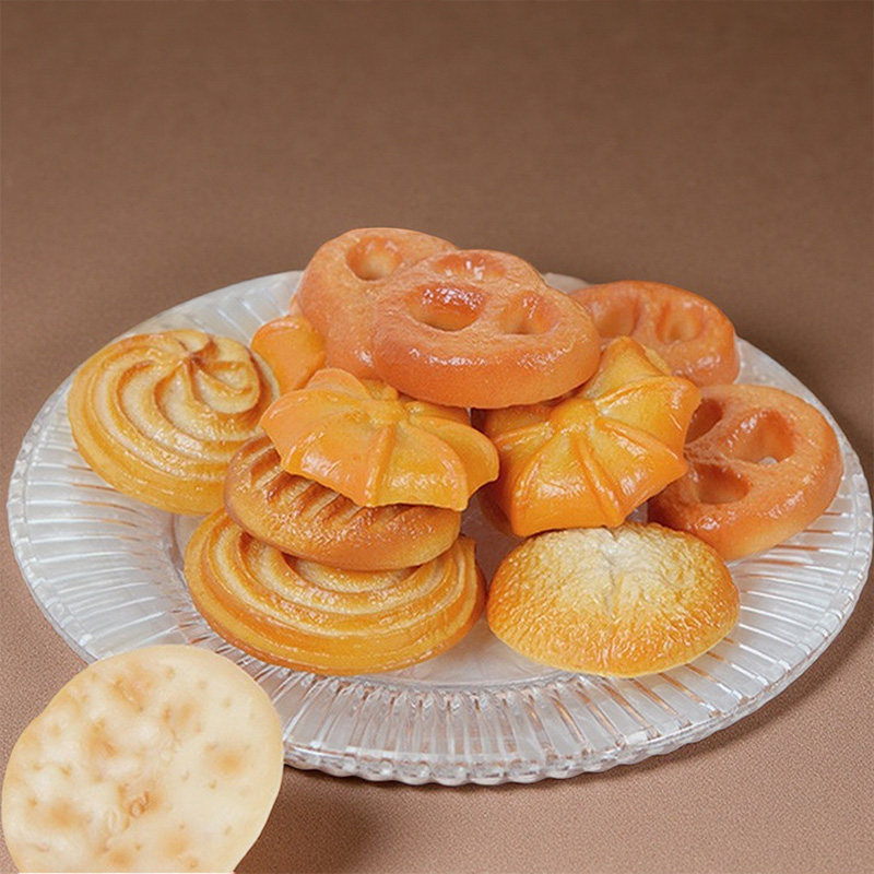 创意仿真曲奇饼干食玩摆件PVC大号饼干模型装饰店铺摄影拍摄道具