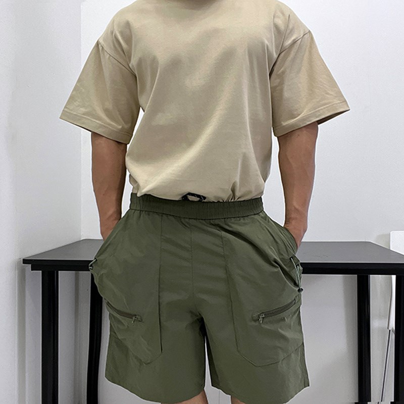 重工多口袋降落伞面料轻薄微廓版时髦宽松短裤五分裤潮男松紧高级