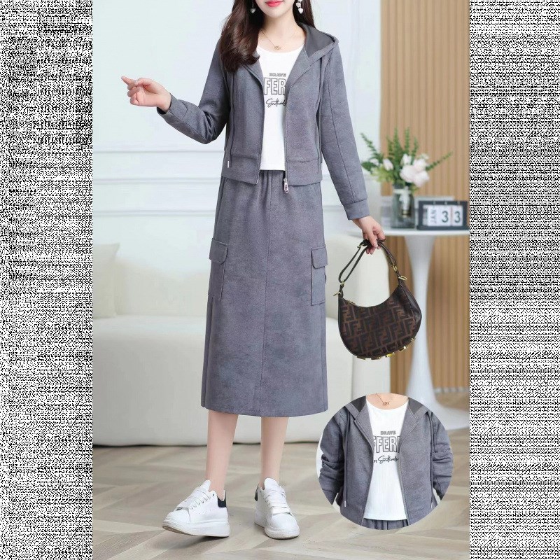 T645 秋季新款2024时尚休闲连帽显瘦气质减龄卫衣套裙三件套