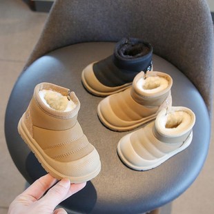 宝宝棉靴1一3岁婴儿童学步鞋冬季雪地靴软底男童鞋子加绒女童短靴