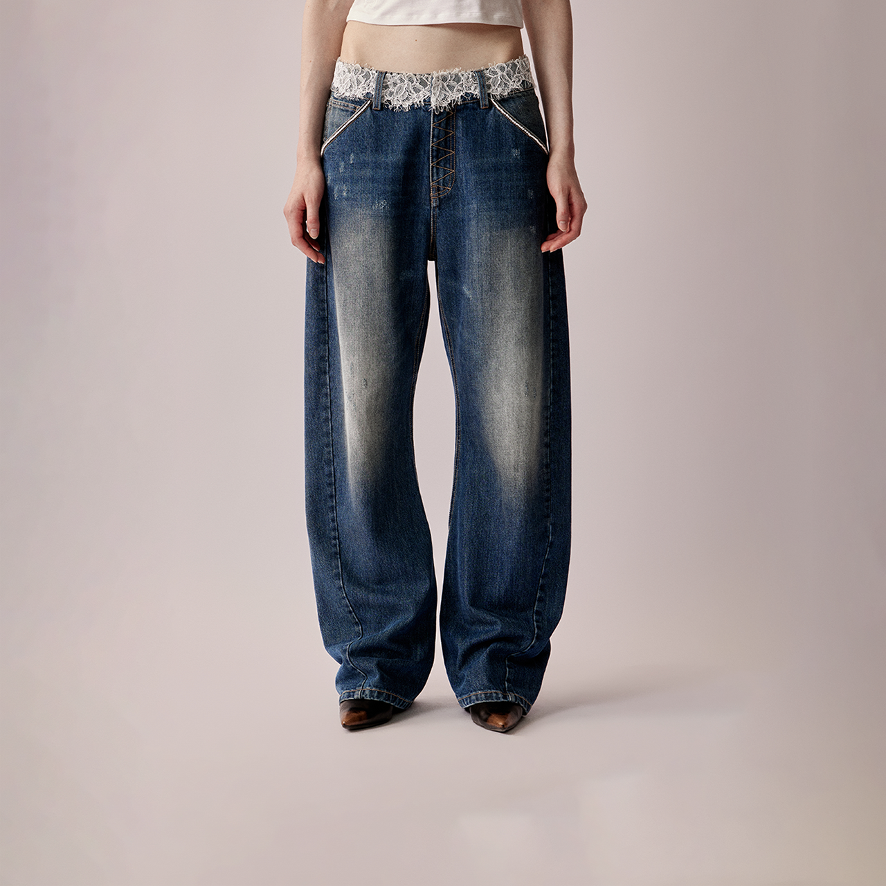 【一只贝卡同款】RURE蕾丝贴布装饰牛仔直筒长裤新款设计感拖地裤,女装/女士精品,牛仔裤,淘宝优惠券,粉丝福利购,淘宝优惠卷