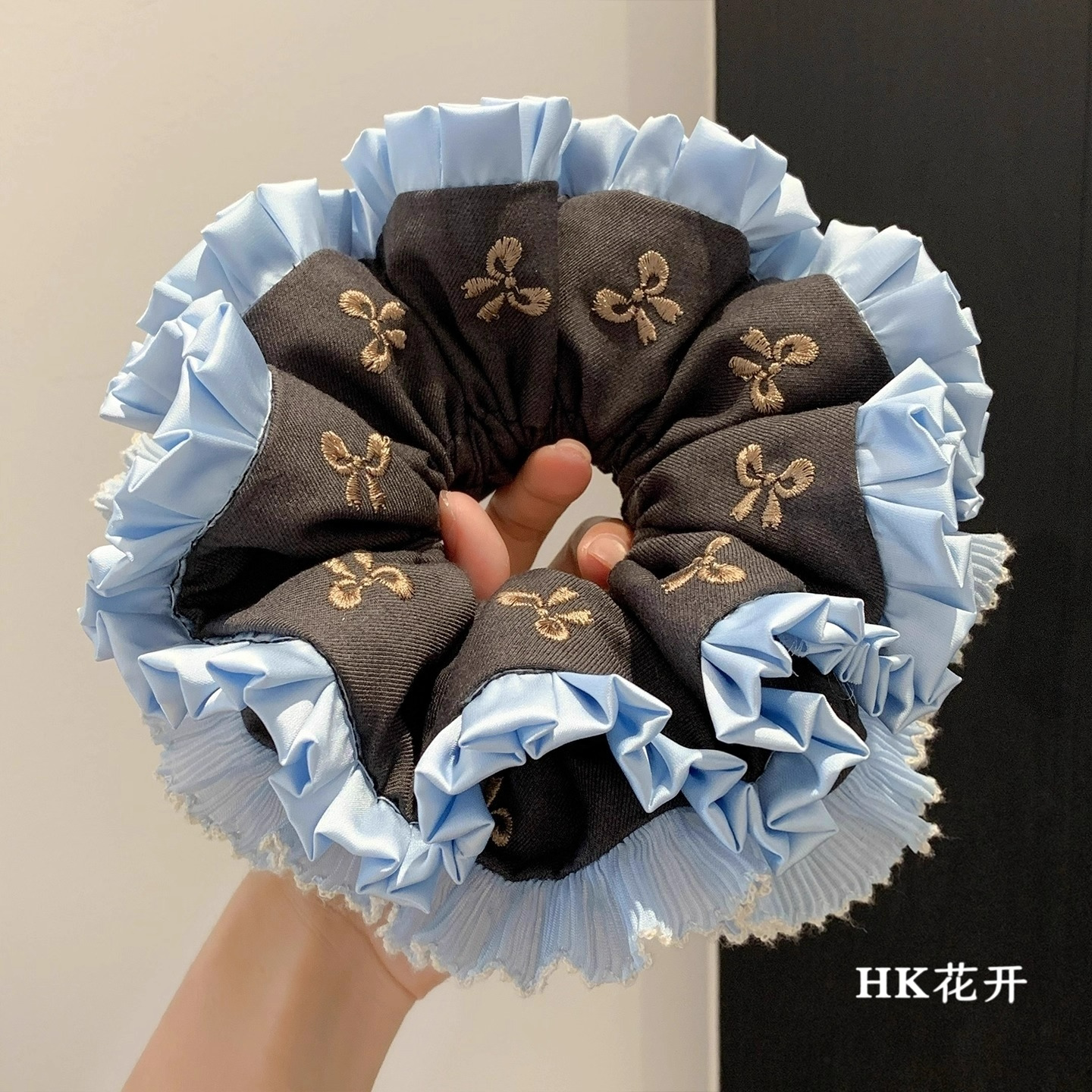 超重工！韩系蓝色褶皱刺绣蝴蝶结大肠发圈女慵懒风丸子头超大发饰