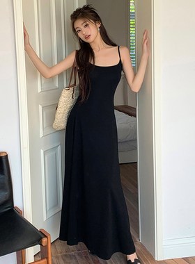 黑色灰色简约显瘦U领长款吊带连衣裙女2025夏季新款无袖脚踝长裙