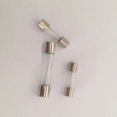 添点绿中药粉碎机碳刷保险丝碳刷盖小型磨粉机研磨机大型粉碎机商