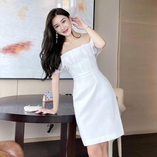 2023一字肩可盐可甜露锁骨连衣裙夏季新款法式复古温柔风仙女短裙