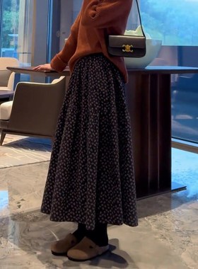 黑色碎花大码宽松加厚大摆半身裙女2024年冬季新款时髦洋气A字裙