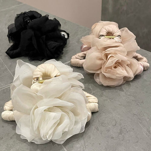 温柔山茶花珍珠大号鲨鱼夹发量