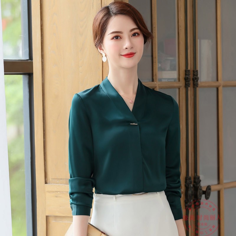 雪纺衬衫女2021秋冬款长袖工作服V领西装内搭白色衬衣无领ol套装