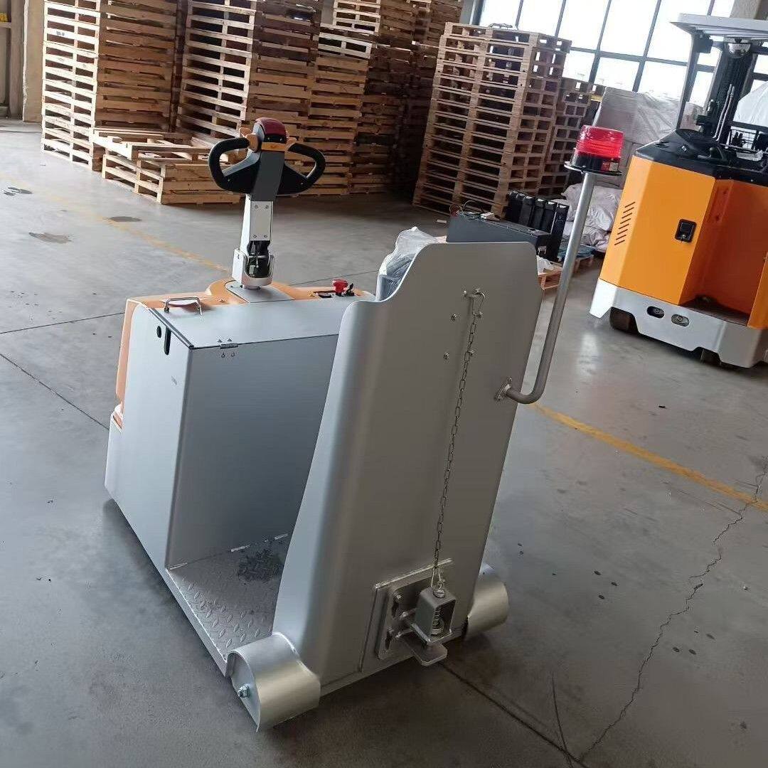 普尔夫5吨站驾电动牵引车锂电拖车头工厂仓库转运同轨迹平板挂车