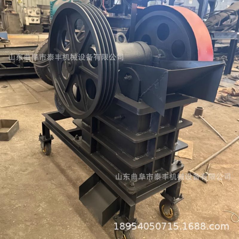 定制建筑垃圾移动破碎站砖瓦页岩粉碎生产线矿石石头一体机出口