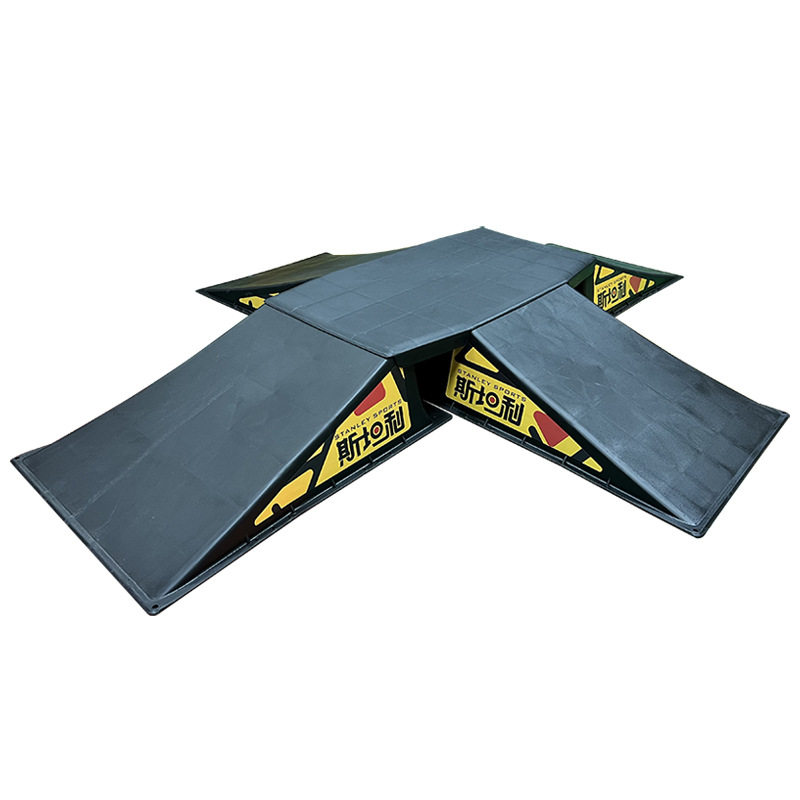 滑板斜坡坡道具轮滑斜坡抛台赛道自行车幼儿园skate ramp