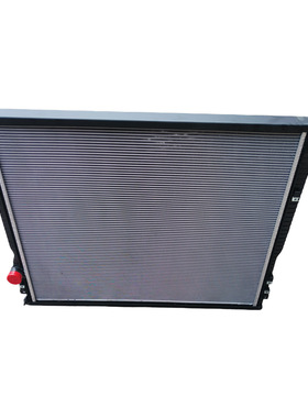 SCE 2439722 2473321 2552201 Radiador 水箱