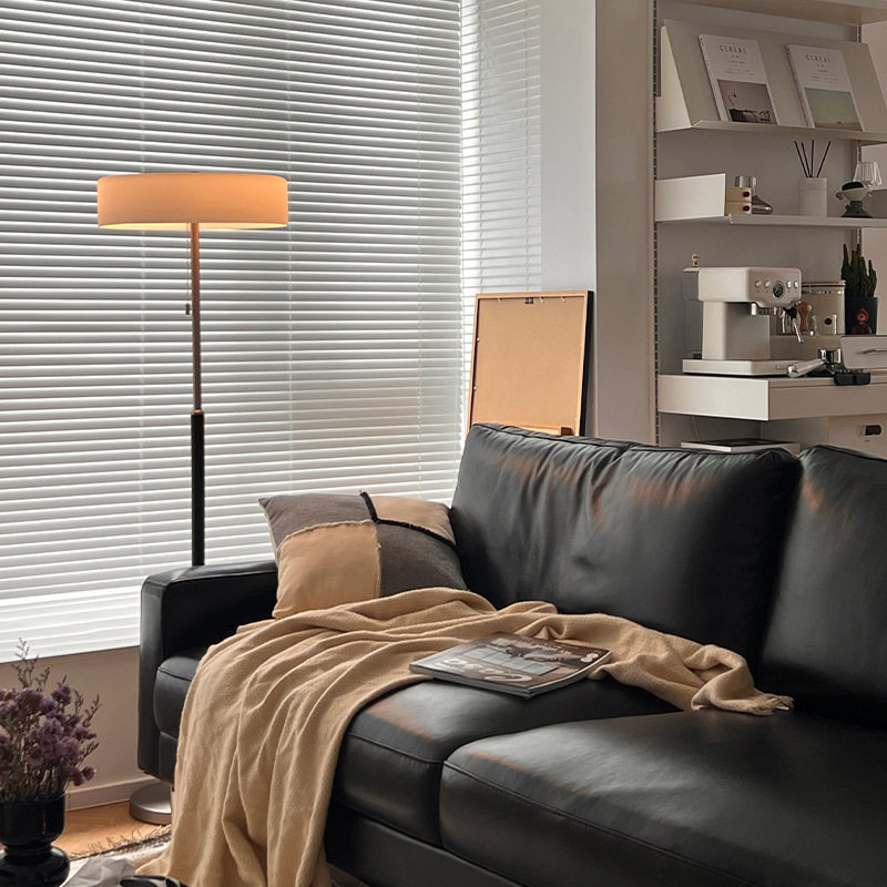 法式中古风落地灯客厅沙发旁边高级感意式设计师轻奢卧室立式台灯