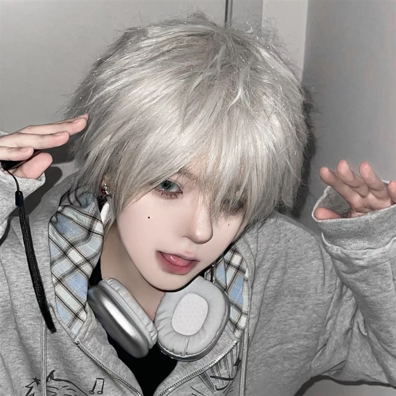 纯白假发男短毛微分碎盖万圣节cos万用白毛刘海二次元假发全头套