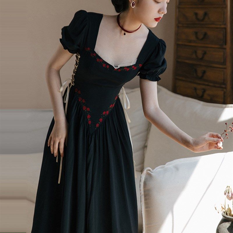 速发港风复古在逃公主连衣色子纪黑裙中世夏法式欧式宫廷风成人礼