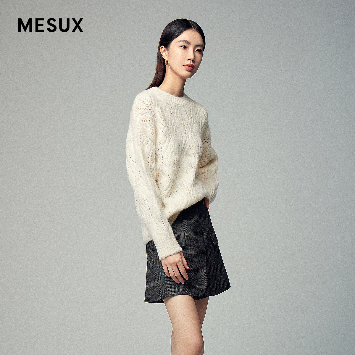 MESUX米岫冬时尚设计镂空立体浮雕毛衫MLWUE405